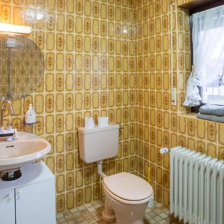 招待所 Monteurzimmer Linde *