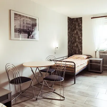 招待所 Monteurzimmer Linde *