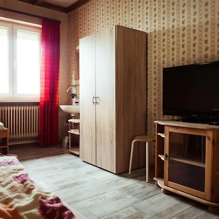 Monteurzimmer Linde *