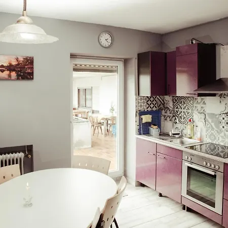 招待所 Monteurzimmer Linde Limbach