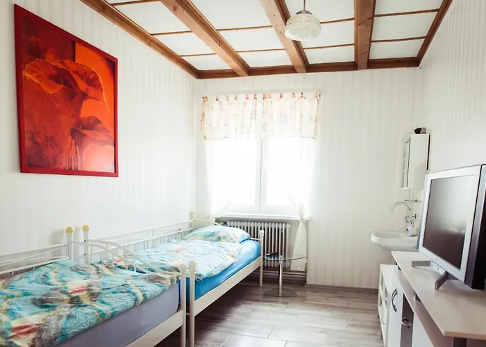 Monteurzimmer Linde Pensjonat Limbach (Baden-Wurttemberg)